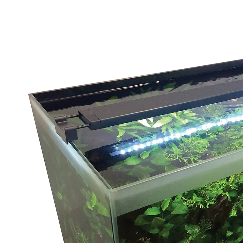 Used - Fluval Plant 3.0 LED with Bluetooth 22watt 15"-24"