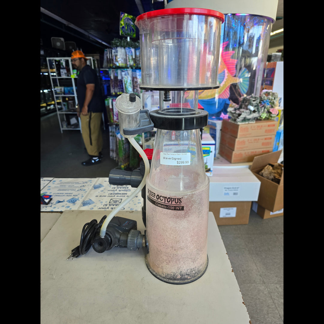 Used - Reef Octopus Skim 150-INT