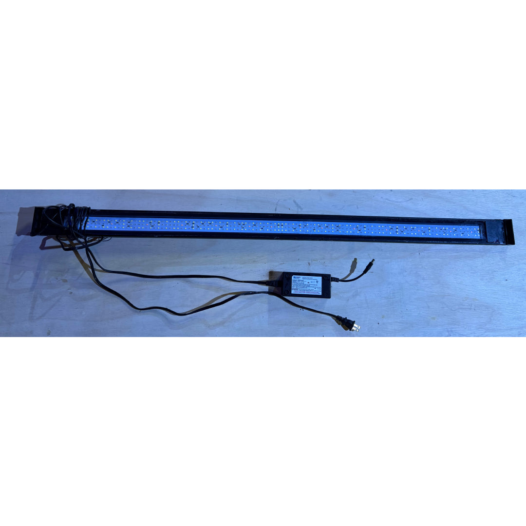 Used - Fluval Marine 3.0 LED Light with Bluetooth