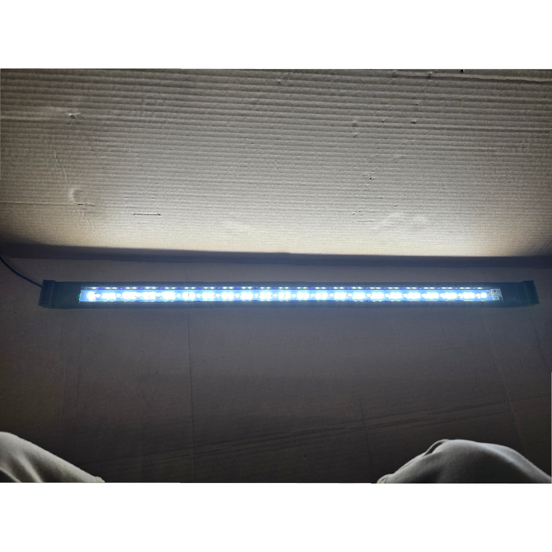 Used - Fluval Aquasky 2.0 LED with Bluetooth 27watt 36"-46"