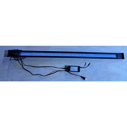 Used - Fluval Marine 3.0 LED Light with Bluetooth