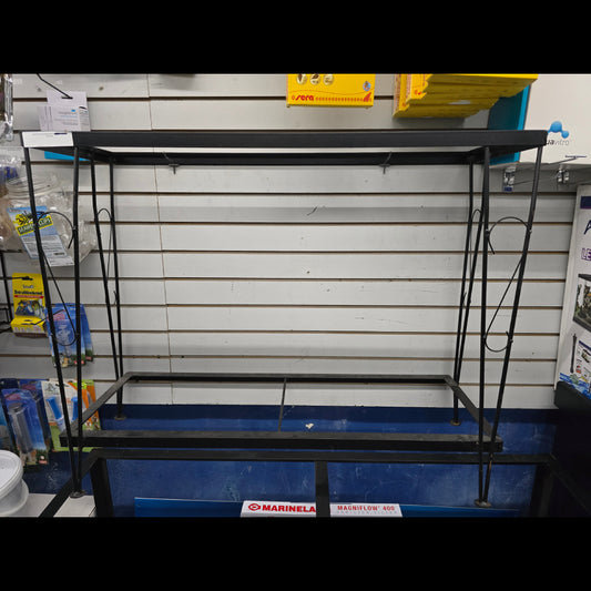 Queen Anne Iron Stand